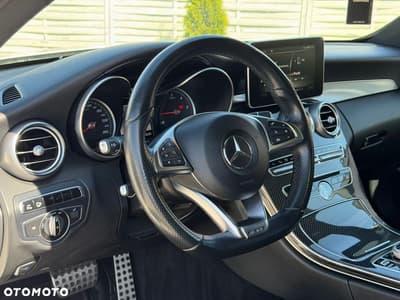 Mercedes-Benz Klasa C 220 d 4-Matic 9G-TRONIC — zdjęcie 10