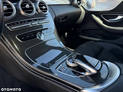 Mercedes-Benz Klasa C 220 d 4-Matic 9G-TRONIC — zdjęcie 11